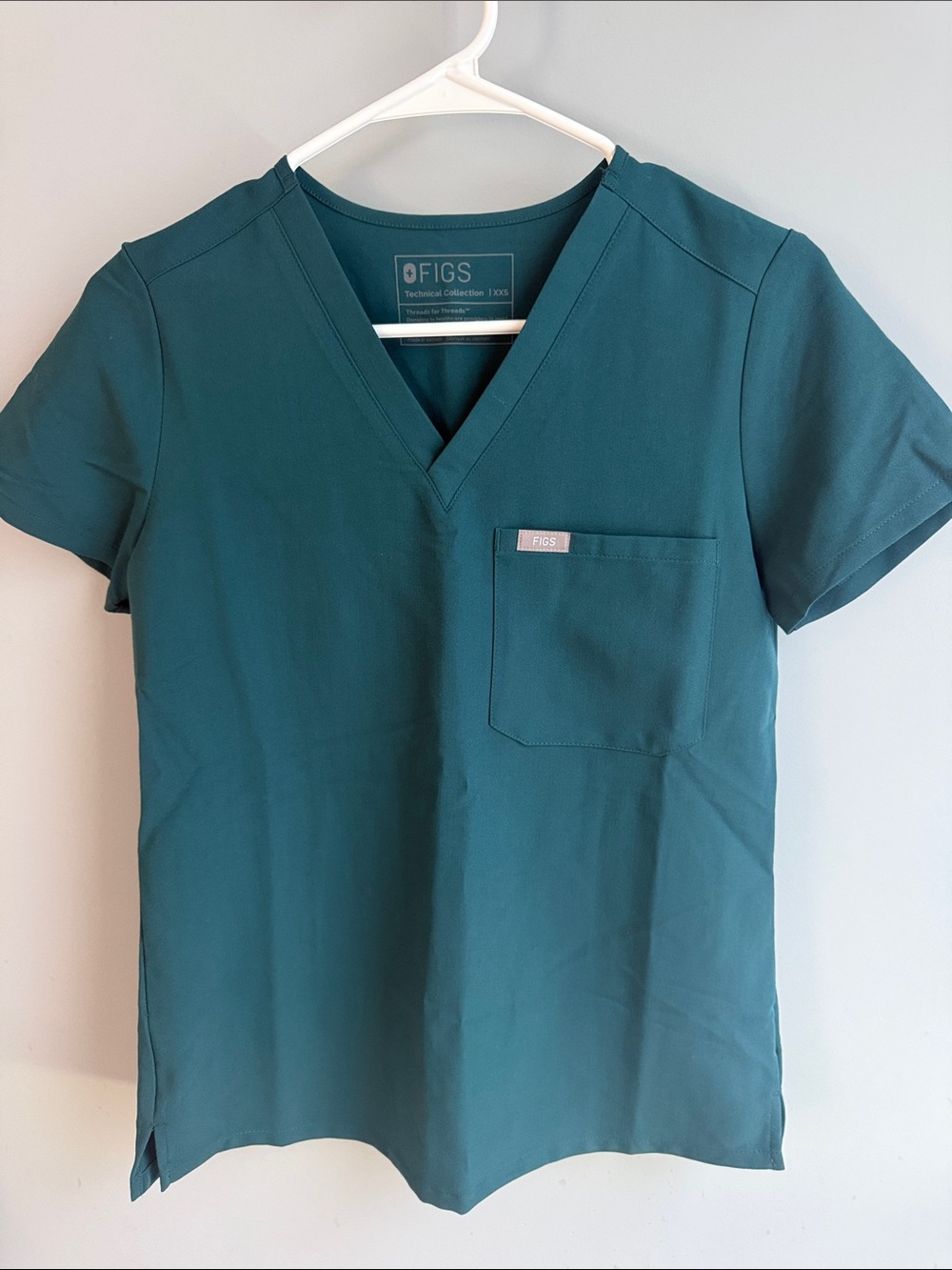 Figs Scrub Top